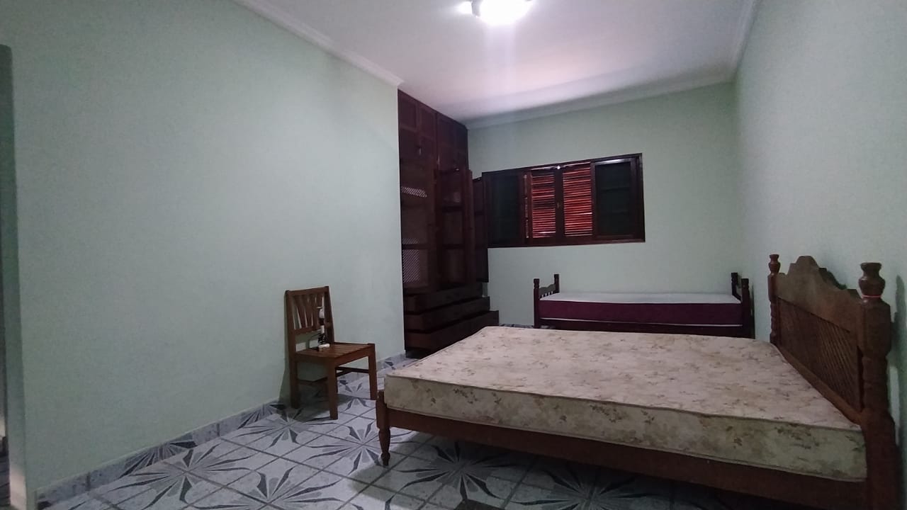 Casa à venda com 3 quartos, 215m² - Foto 14