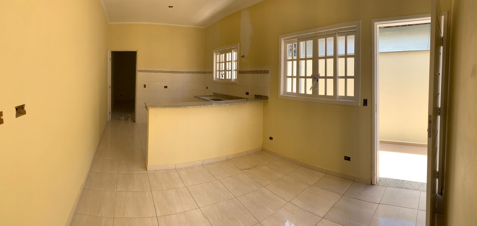 Casa à venda com 2 quartos, 60m² - Foto 10