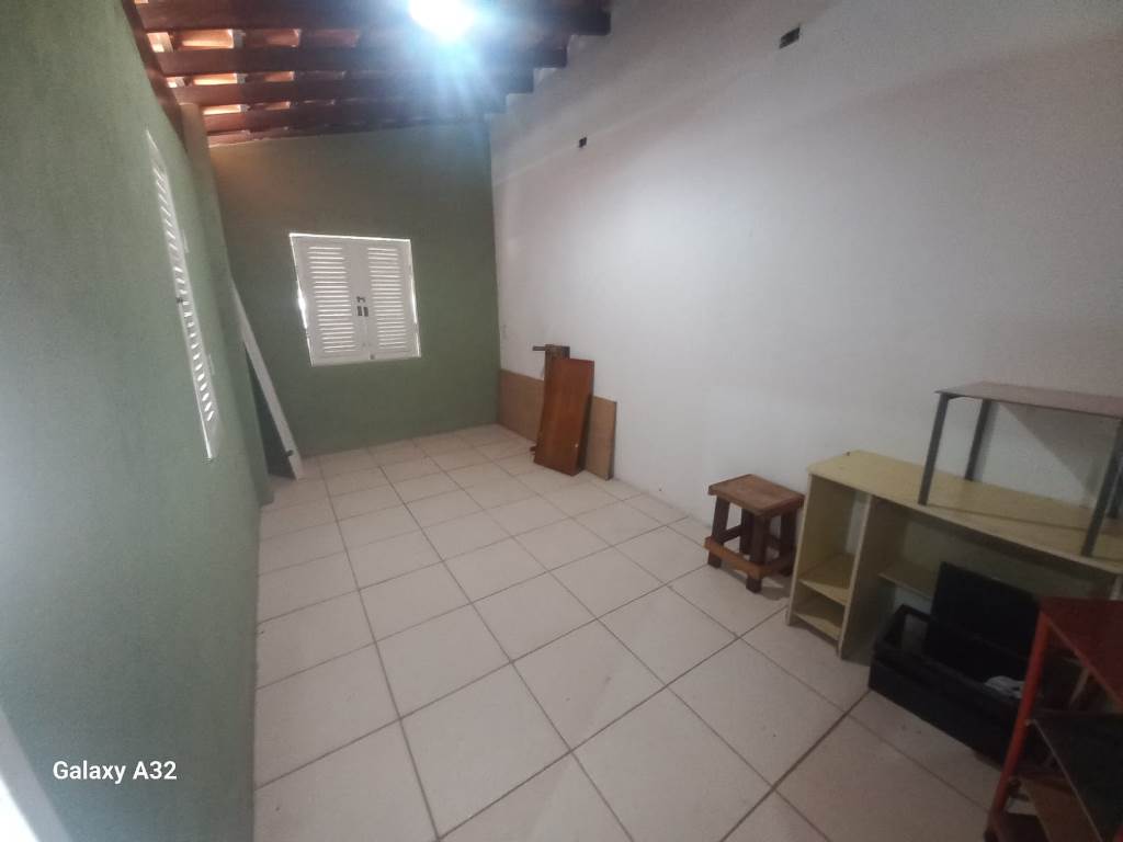 Casa à venda com 3 quartos, 125m² - Foto 2