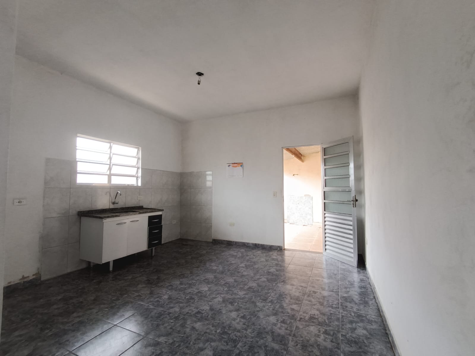 Casa à venda com 2 quartos, 102m² - Foto 5