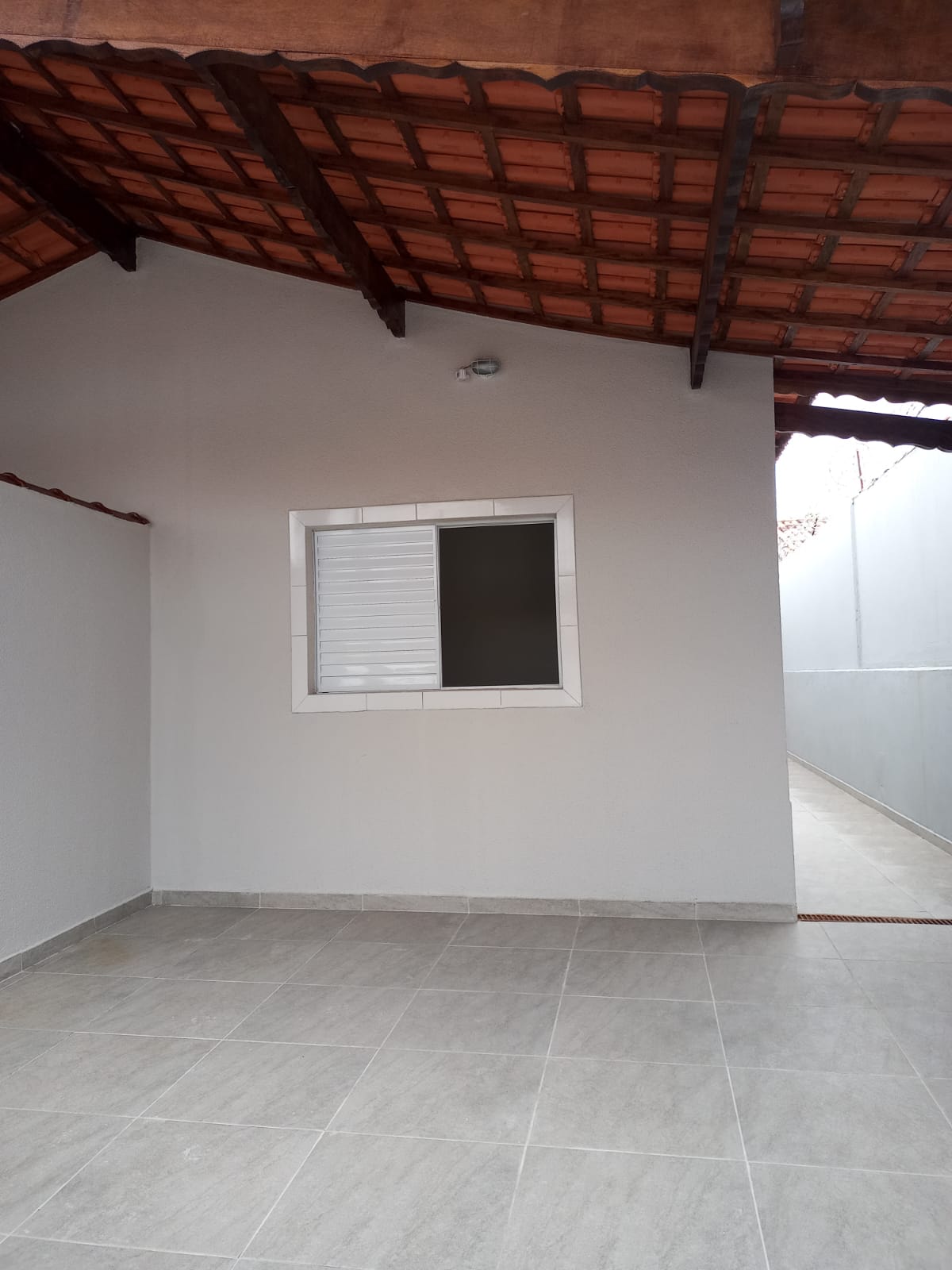 Casa à venda com 2 quartos, 80m² - Foto 9