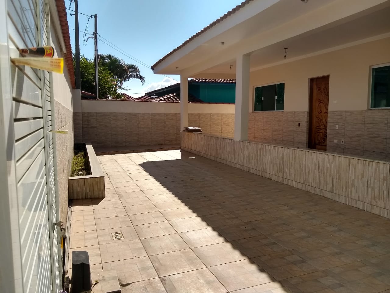 Casa à venda com 3 quartos, 174m² - Foto 1