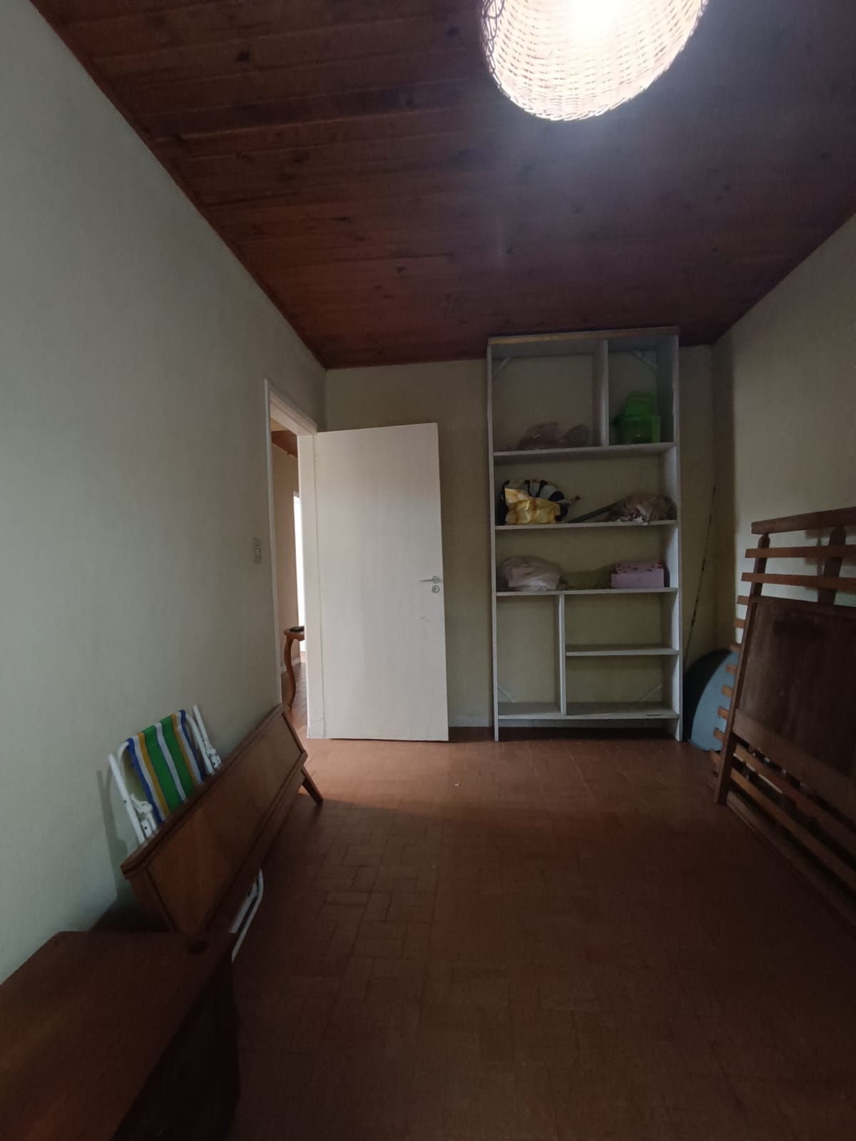 Casa à venda com 2 quartos, 122m² - Foto 2