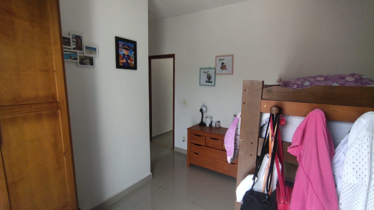 Casa à venda com 2 quartos, 88m² - Foto 7