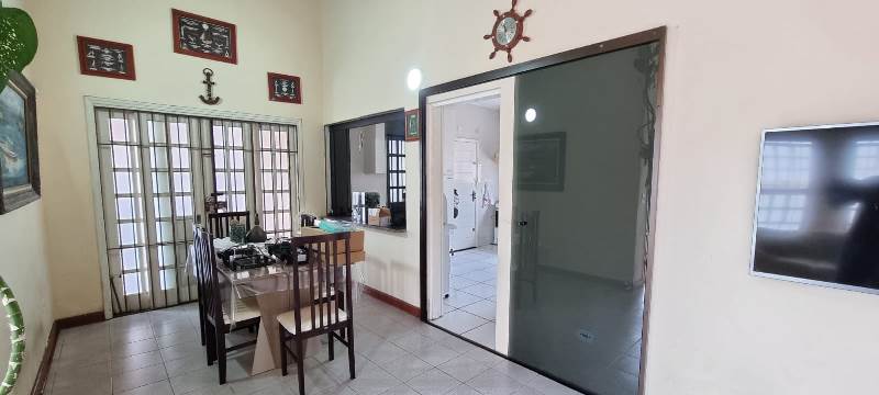 Casa à venda com 4 quartos, 145m² - Foto 4