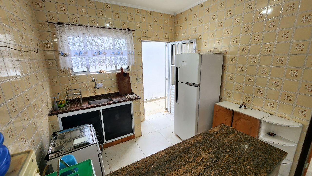 Casa à venda com 5 quartos, 195m² - Foto 20