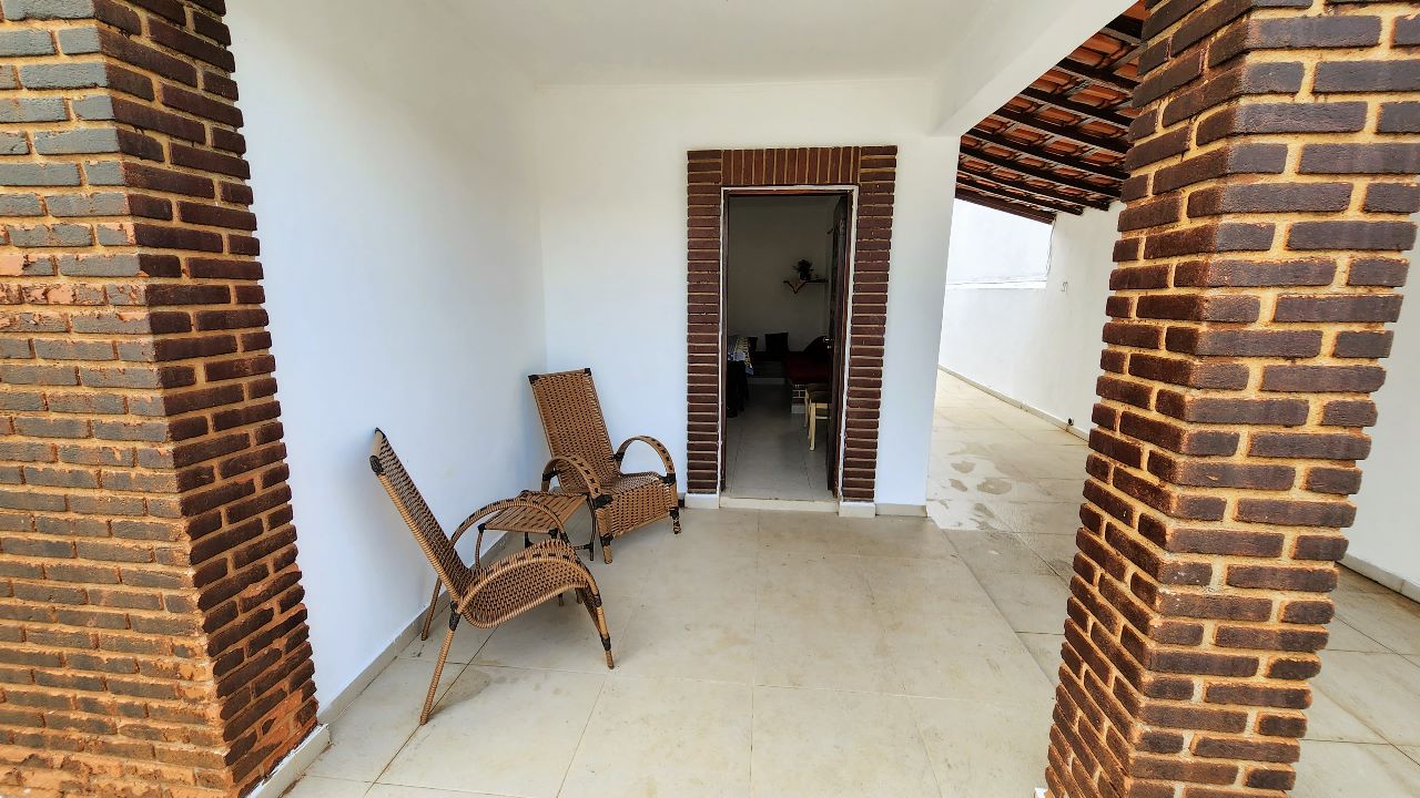 Casa à venda com 5 quartos, 195m² - Foto 21