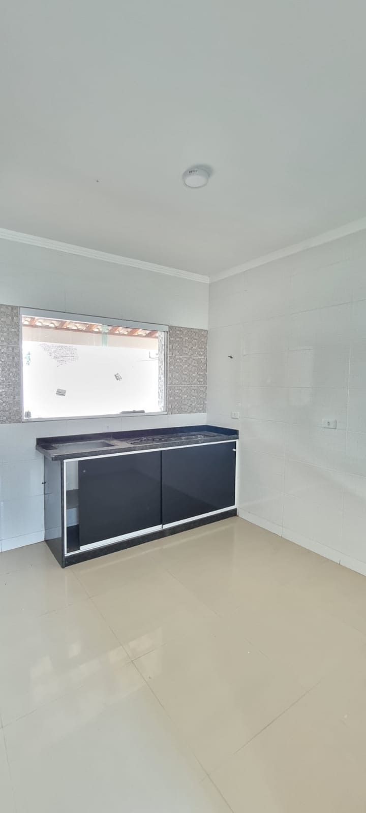 Casa à venda com 2 quartos, 89m² - Foto 2