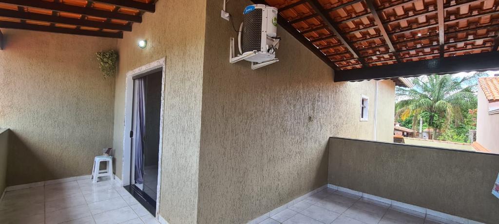 Casa à venda com 2 quartos, 100m² - Foto 4