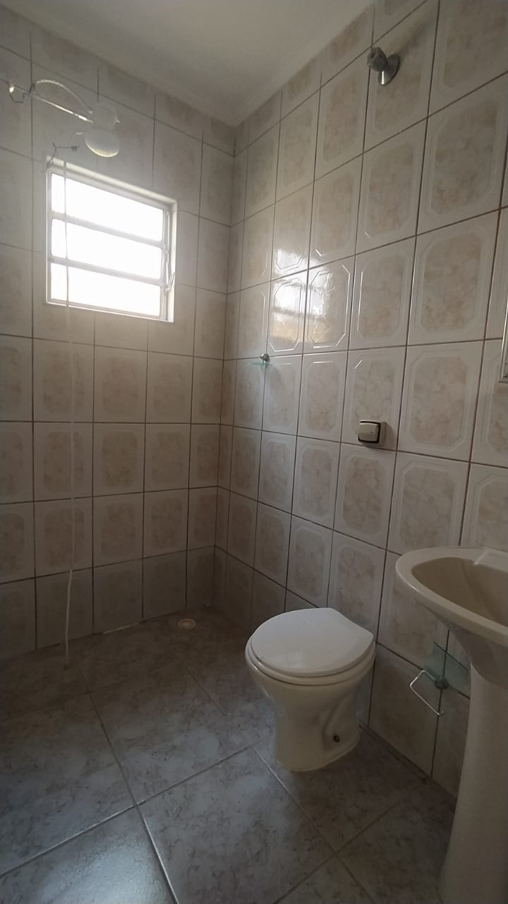 Casa à venda com 2 quartos, 63m² - Foto 3