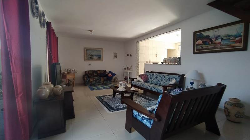 Casa à venda com 4 quartos, 204m² - Foto 18