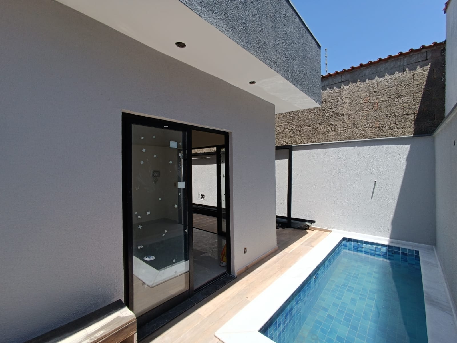 Casa à venda com 2 quartos, 60m² - Foto 8