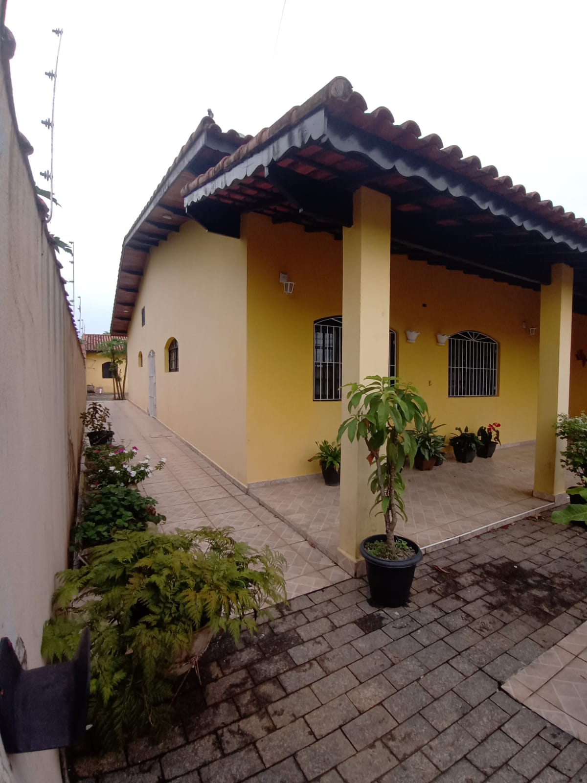 Casa à venda com 4 quartos, 185m² - Foto 4