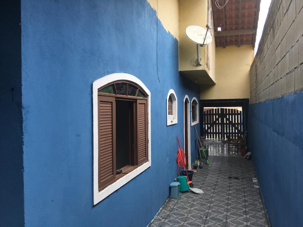 Casa à venda com 4 quartos, 260m² - Foto 2