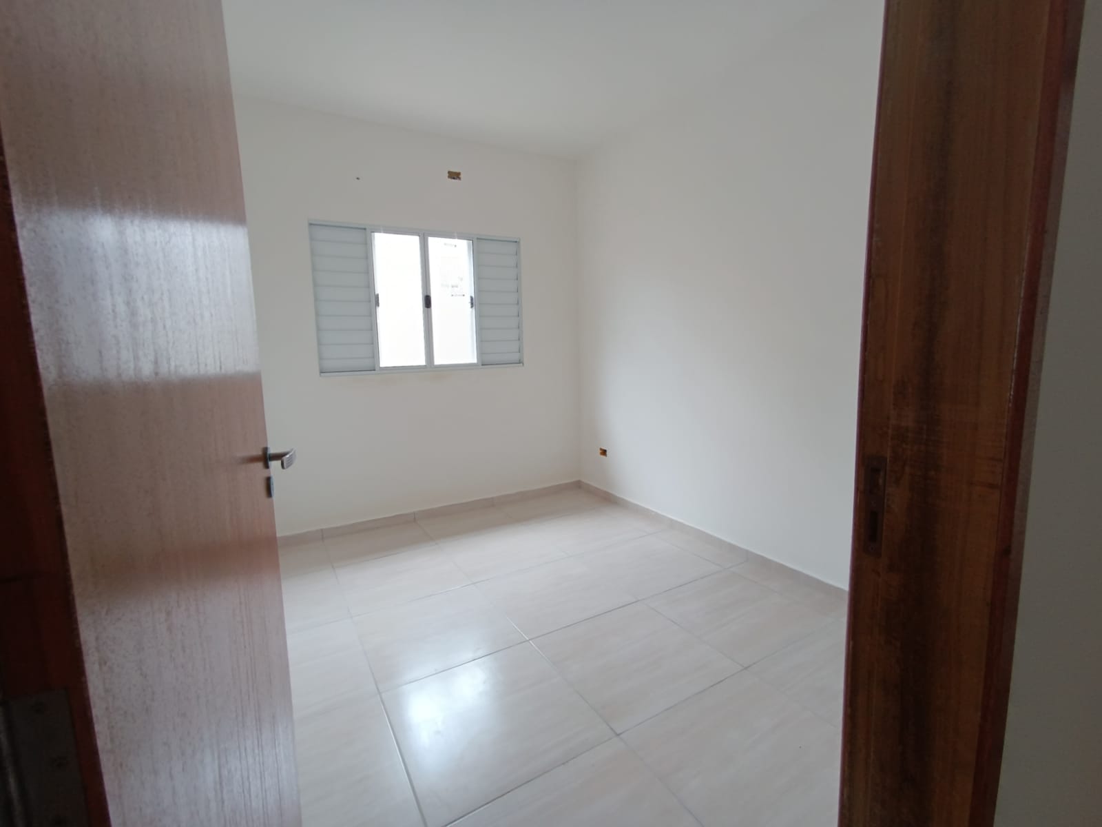 Casa à venda com 3 quartos, 169m² - Foto 3