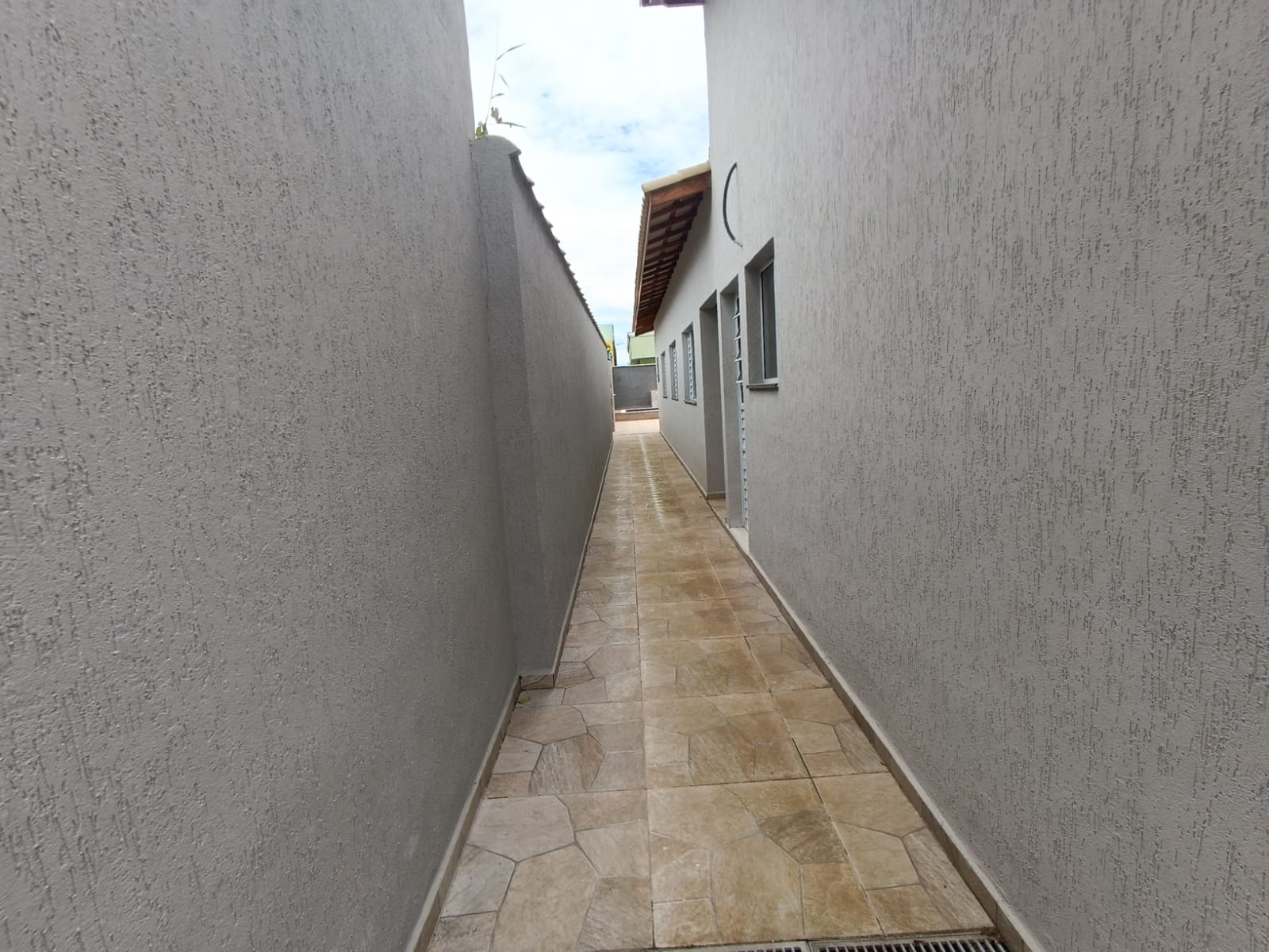 Casa à venda com 3 quartos, 169m² - Foto 14