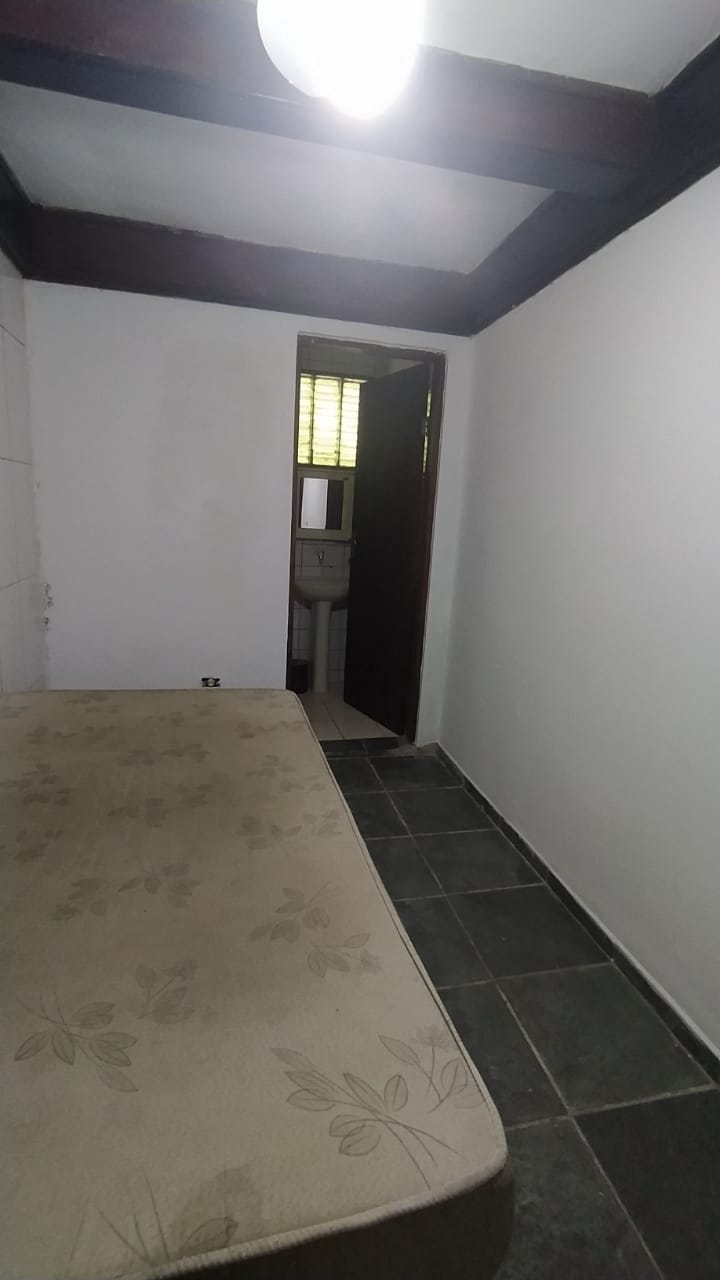 Casa à venda com 5 quartos, 231m² - Foto 11