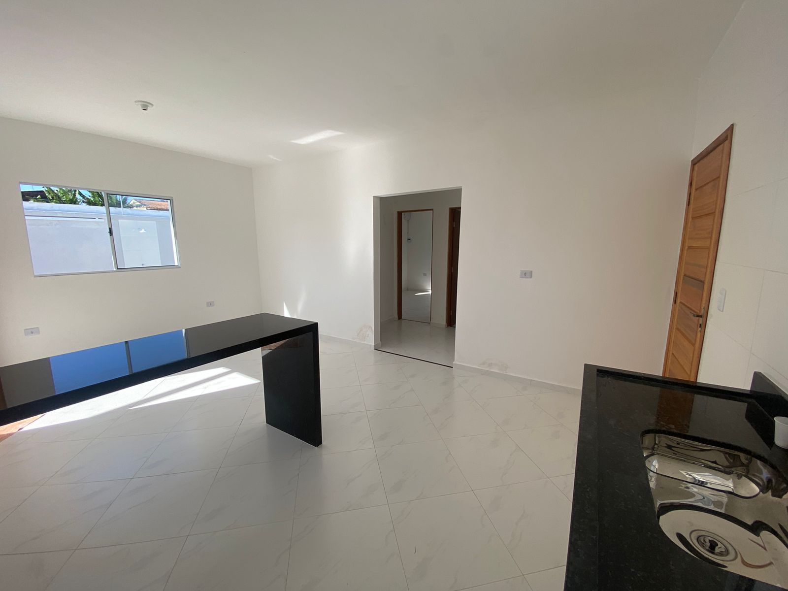 Casa à venda com 2 quartos, 70m² - Foto 13