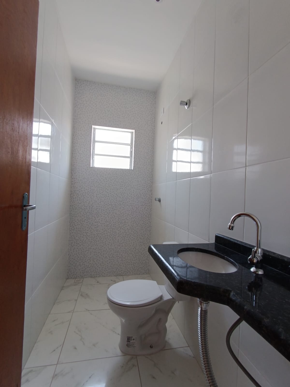 Casa à venda com 3 quartos, 106m² - Foto 4