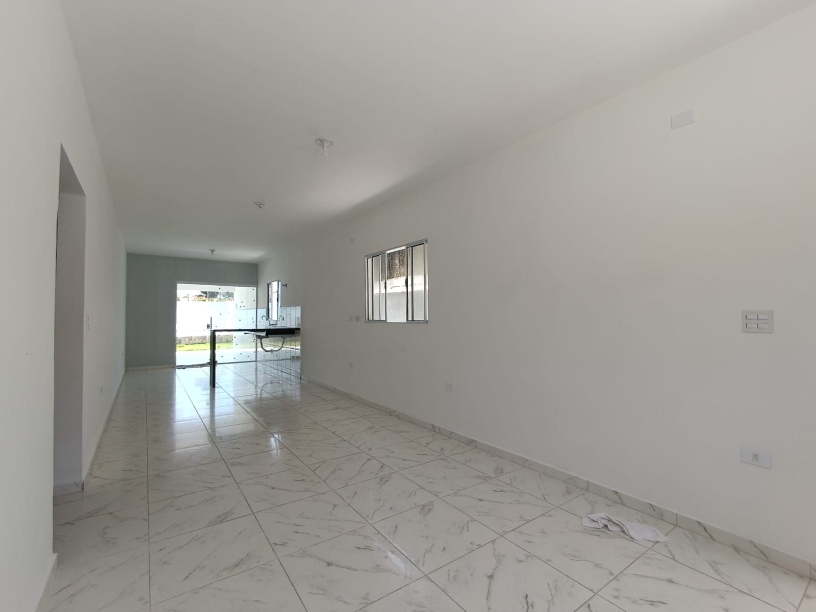 Casa à venda com 3 quartos, 106m² - Foto 5