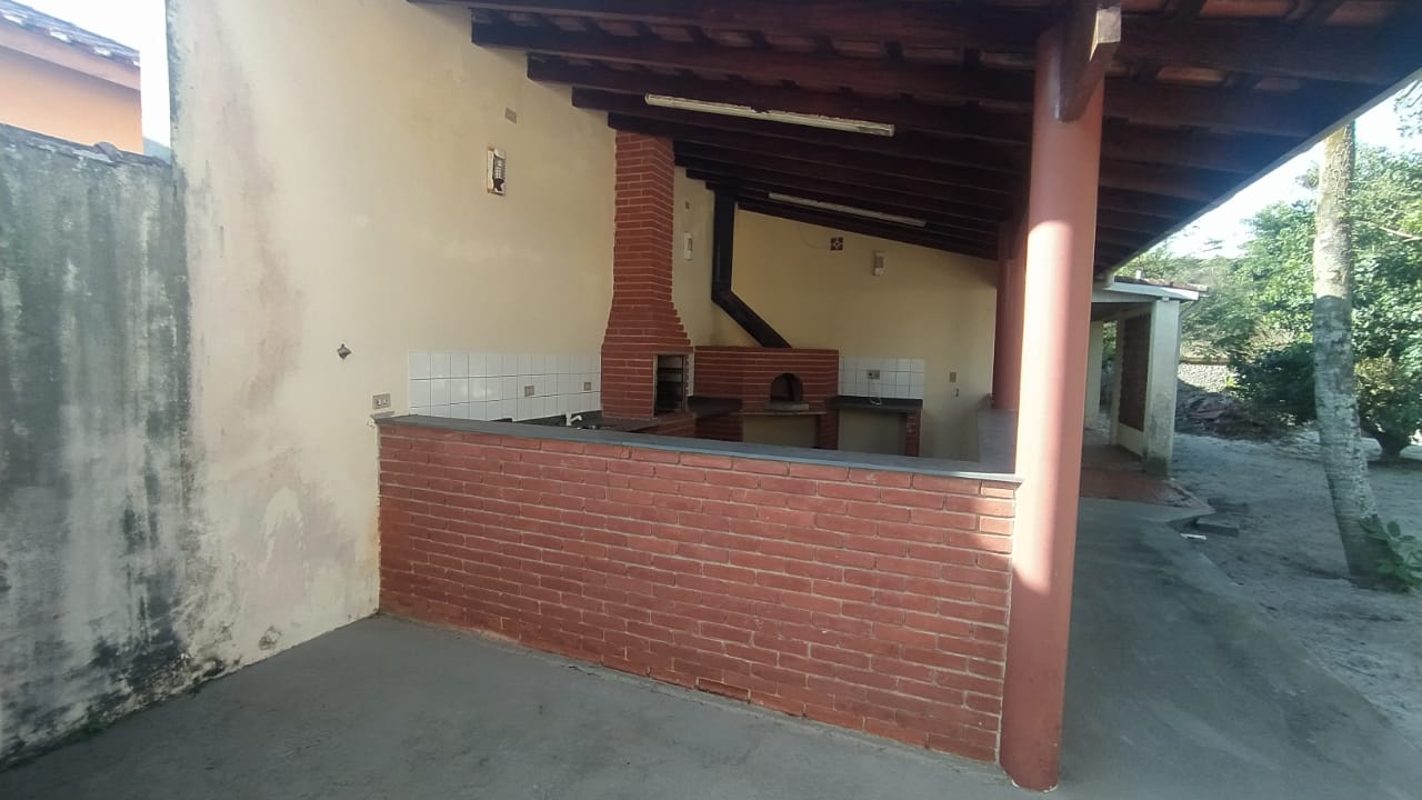 Casa à venda com 6 quartos, 233m² - Foto 12