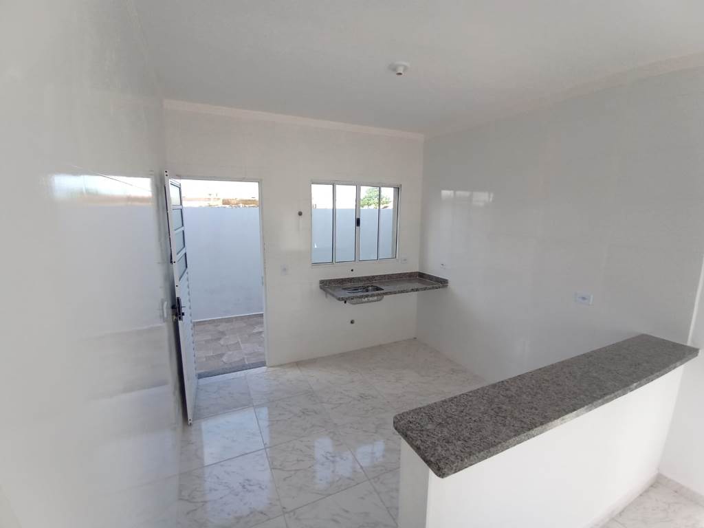 Casa à venda com 2 quartos, 68m² - Foto 5