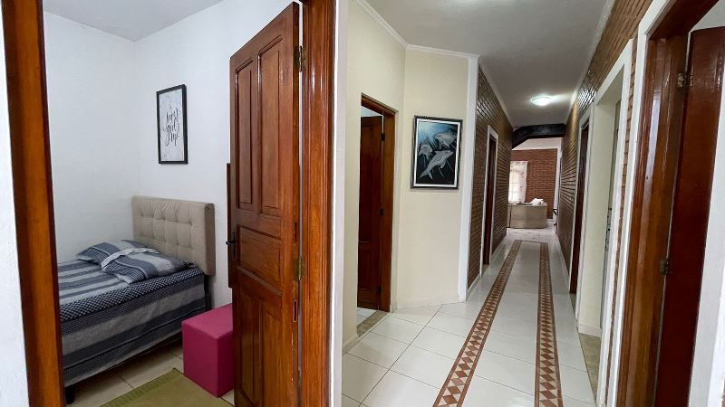 Casa à venda com 3 quartos, 120m² - Foto 7