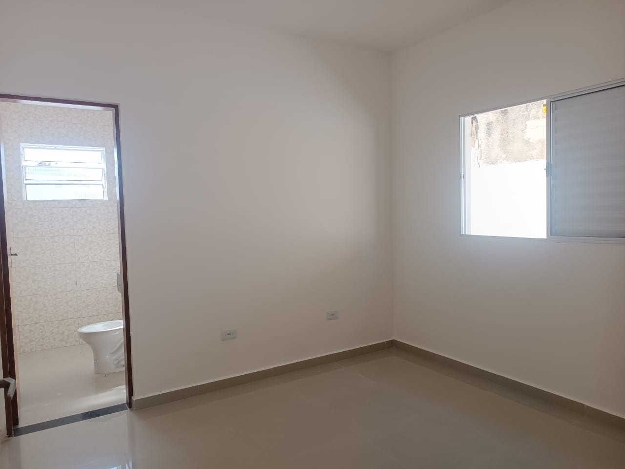 Casa à venda com 2 quartos, 66m² - Foto 8