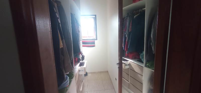 Apartamento à venda com 3 quartos, 198m² - Foto 10