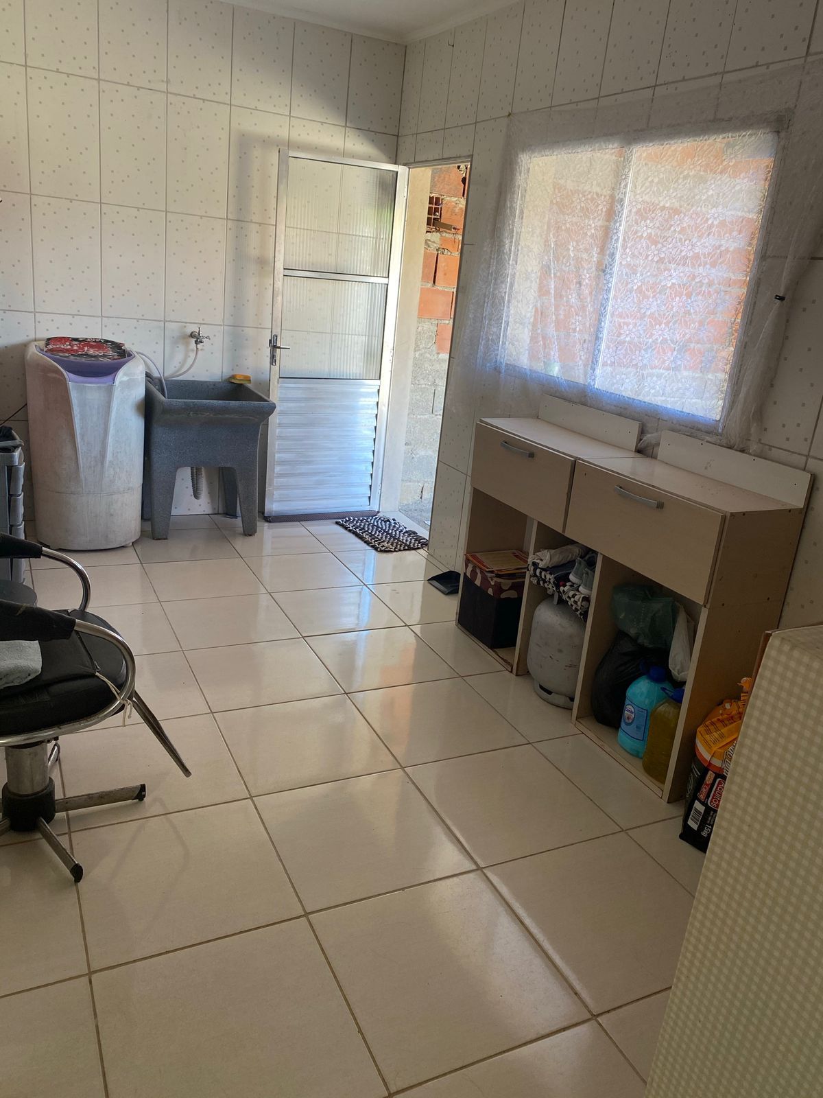 Casa à venda com 3 quartos, 72m² - Foto 5