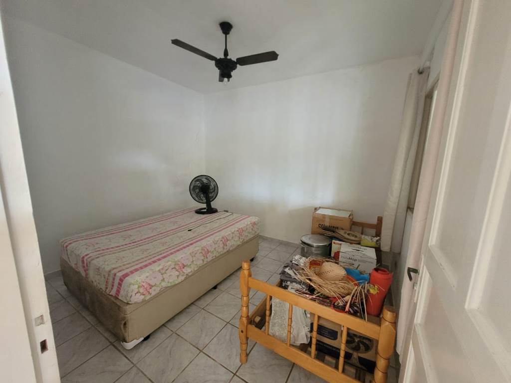 Casa à venda com 6 quartos, 80m² - Foto 18