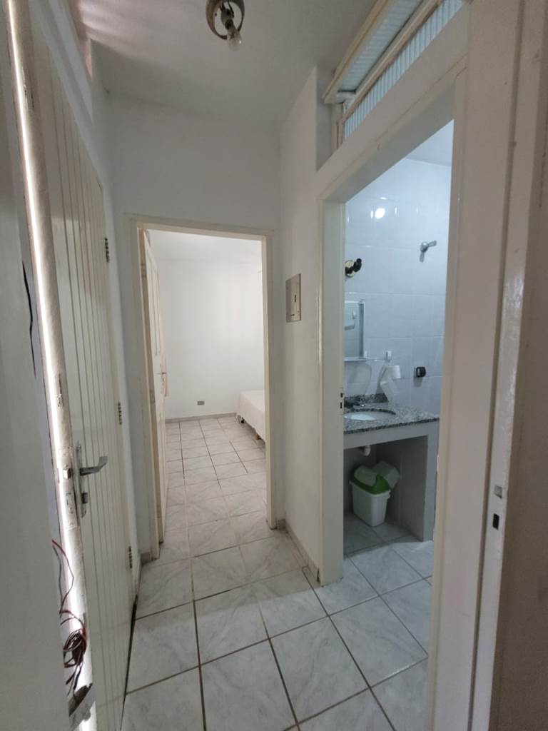 Casa à venda com 6 quartos, 80m² - Foto 10