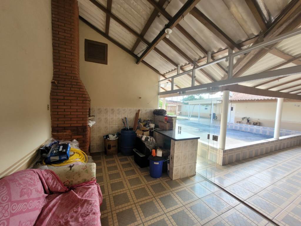 Casa à venda com 6 quartos, 80m² - Foto 12