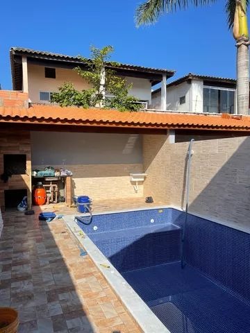 Casa à venda com 2 quartos, 67m² - Foto 1