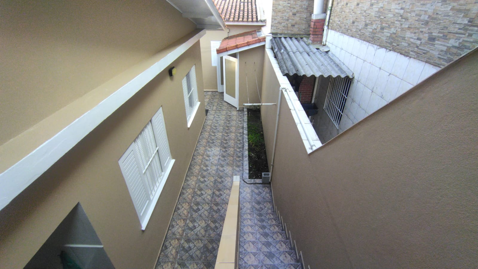 Casa à venda com 4 quartos, 170m² - Foto 8