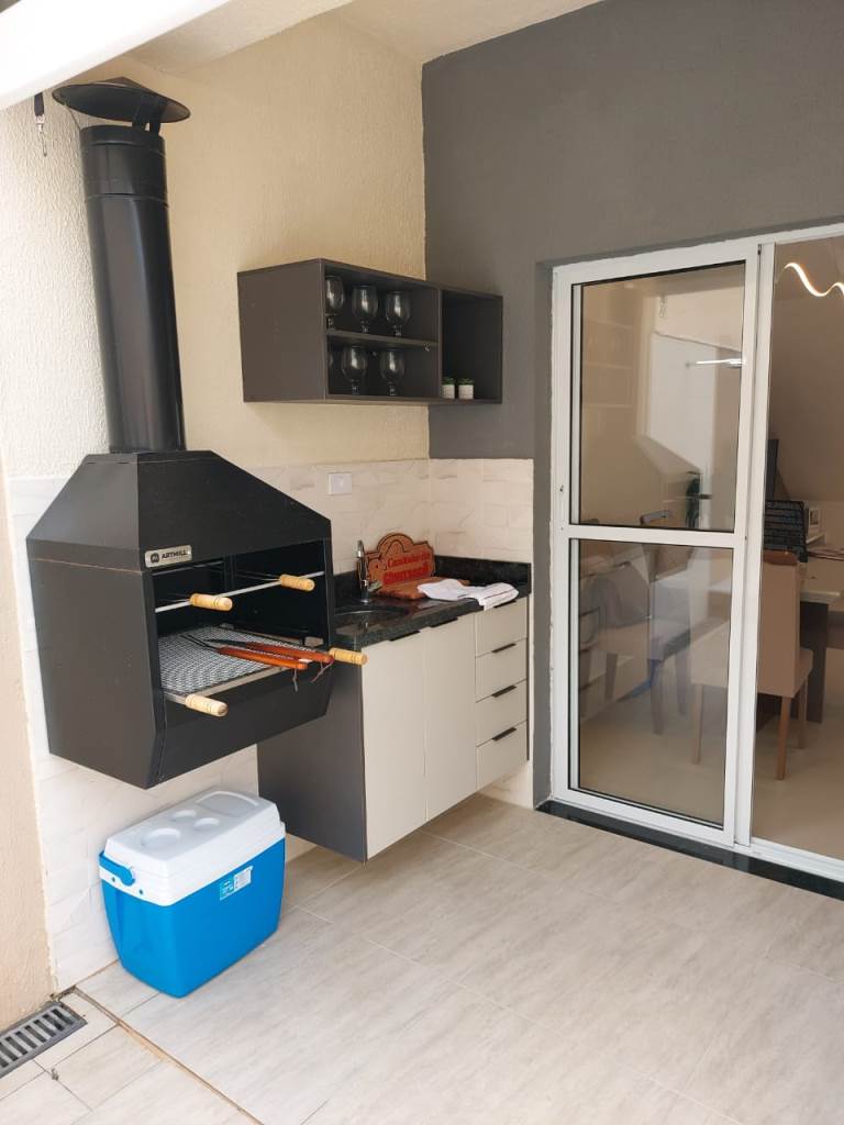 Casa à venda com 2 quartos, 85m² - Foto 4