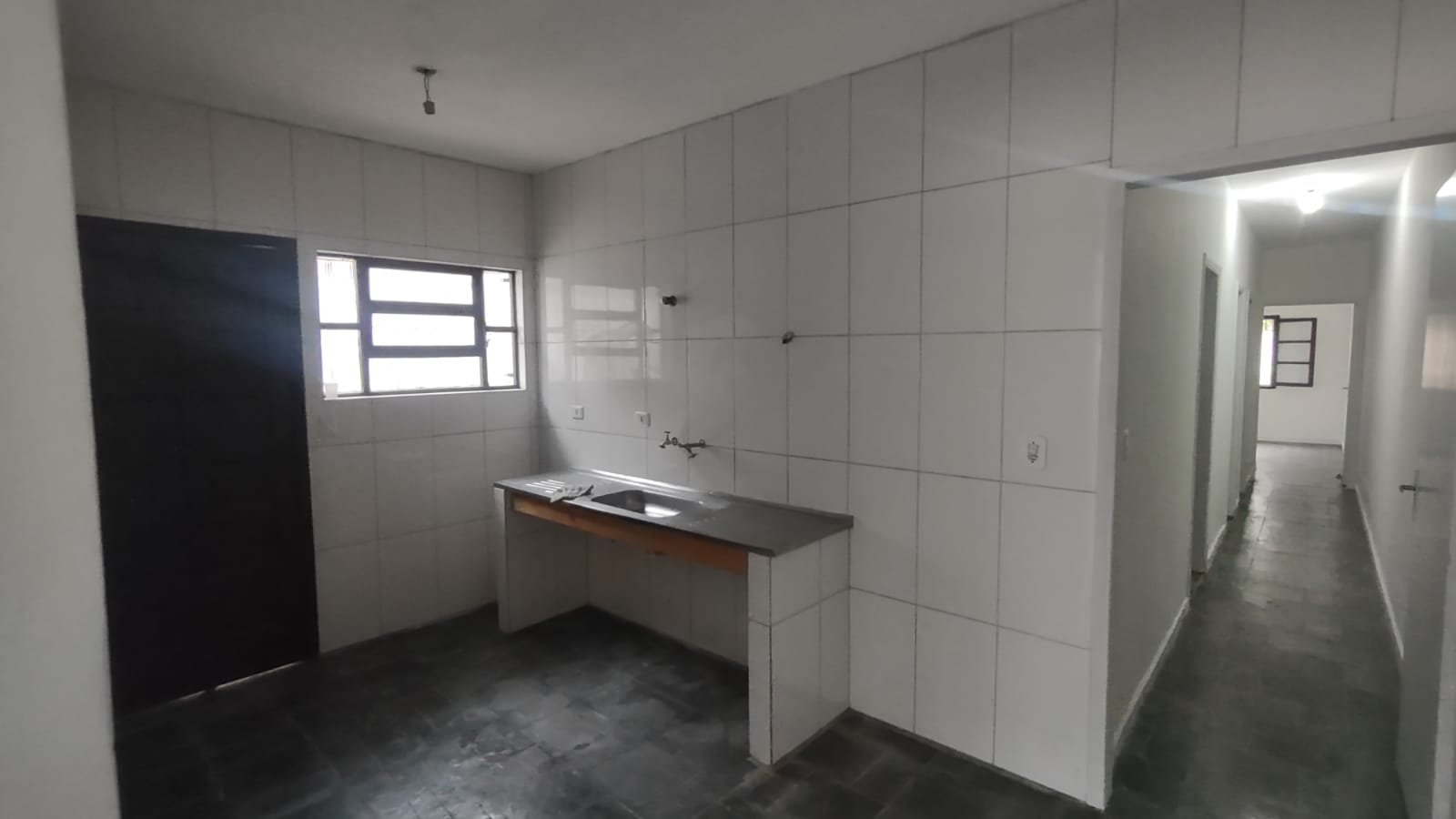 Casa à venda com 3 quartos, 107m² - Foto 9