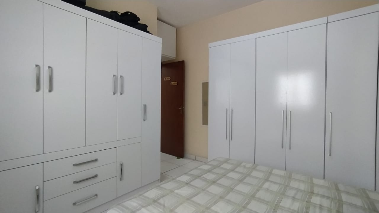 Casa à venda com 2 quartos, 62m² - Foto 7