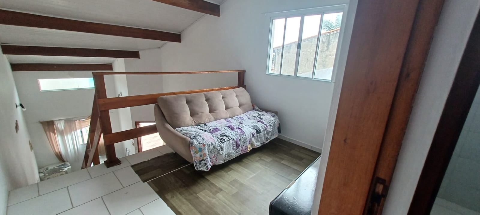 Casa à venda com 2 quartos, 88m² - Foto 3