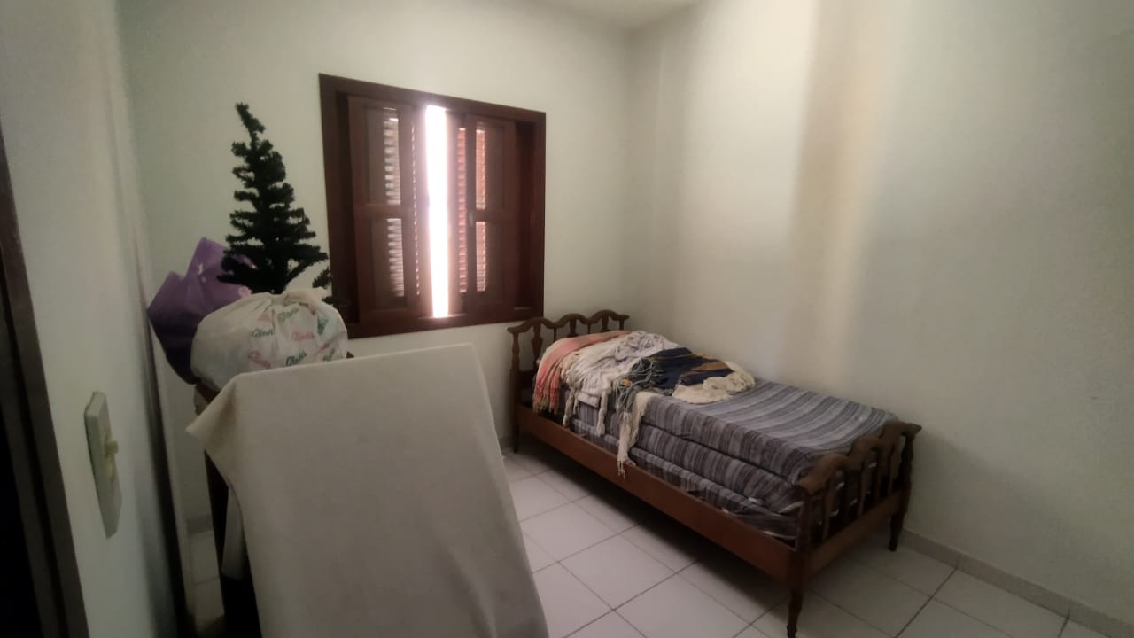 Casa à venda com 5 quartos, 260m² - Foto 25