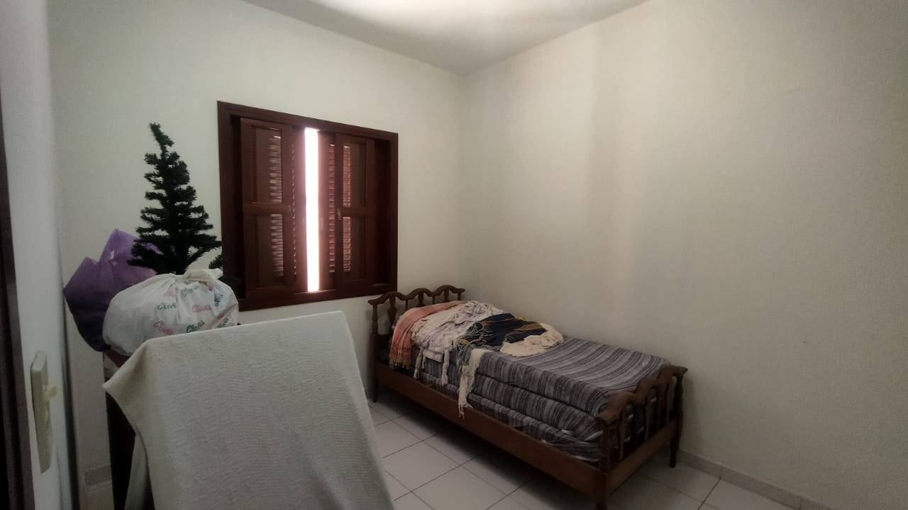 Casa à venda com 5 quartos, 260m² - Foto 11