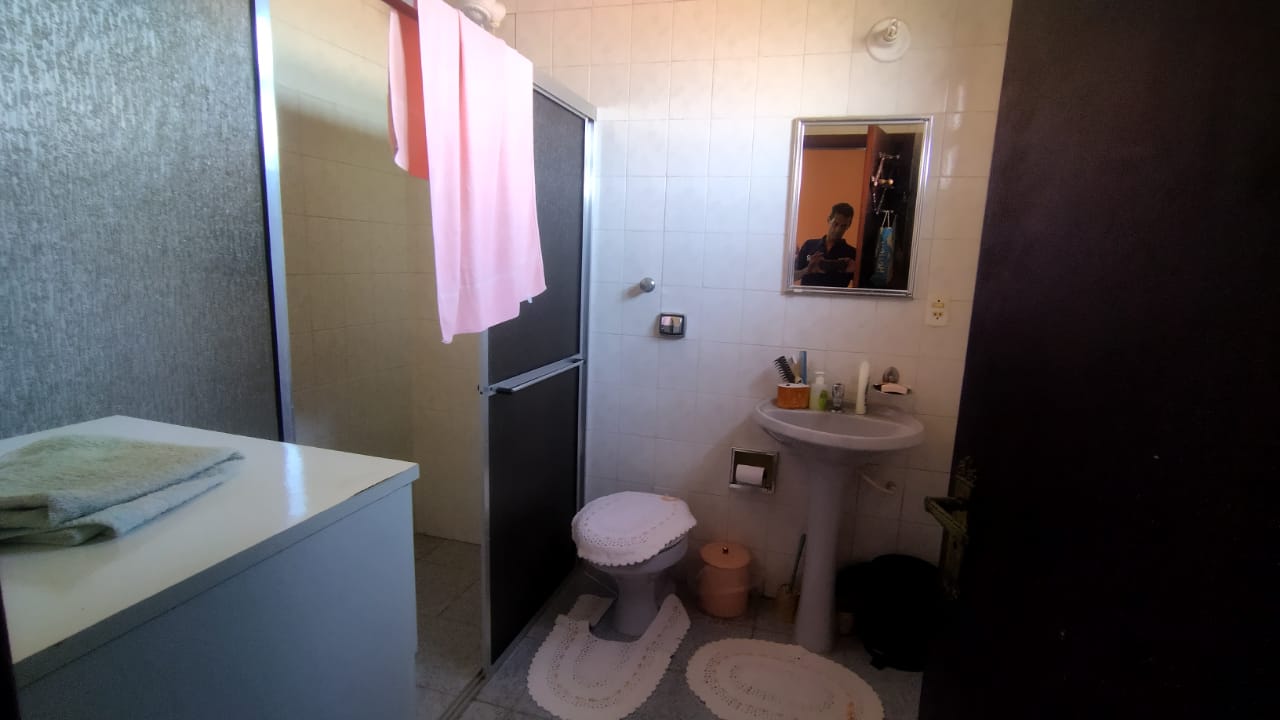 Casa à venda com 5 quartos, 260m² - Foto 26