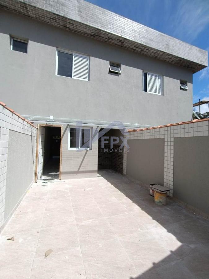 Casa à venda com 2 quartos, 70m² - Foto 3