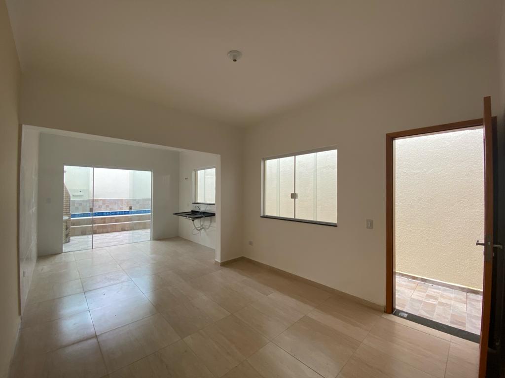 Casa à venda com 2 quartos, 63m² - Foto 5