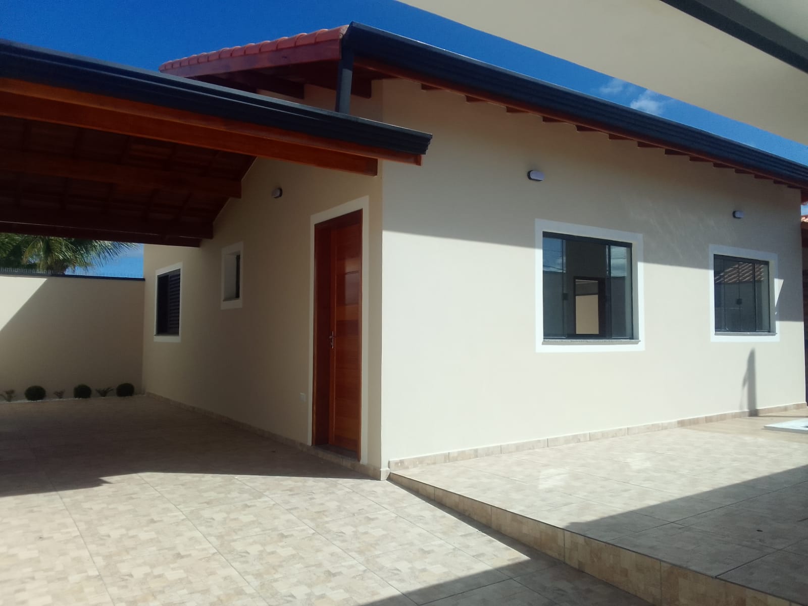 Casa à venda com 2 quartos, 80m² - Foto 6