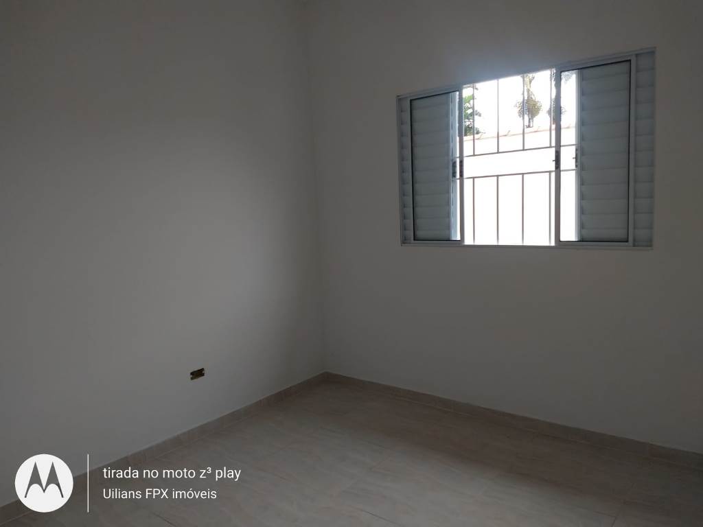 Casa à venda com 2 quartos, 74m² - Foto 3