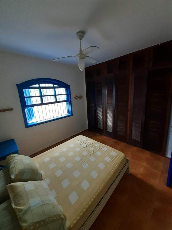 Casa à venda com 5 quartos, 240m² - Foto 5