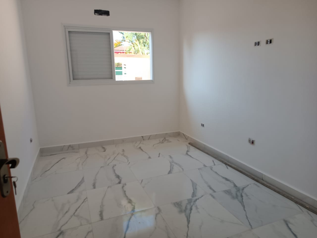 Casa à venda com 3 quartos, 113m² - Foto 12