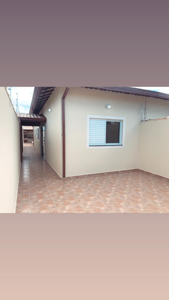 Casa à venda com 2 quartos, 67m² - Foto 3