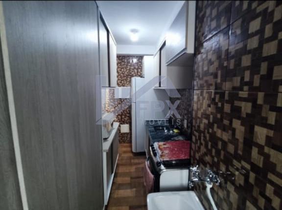 Apartamento à venda com 2 quartos, 75m² - Foto 4